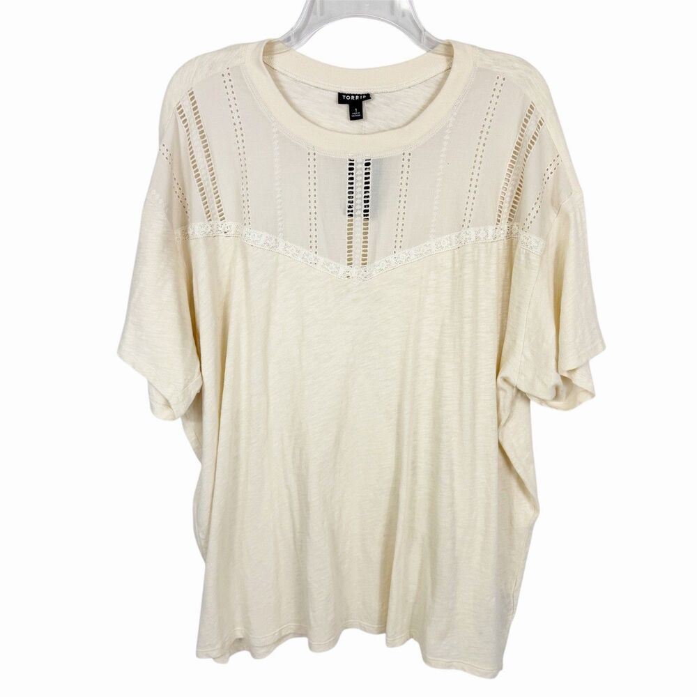 NEW Torrid Heritage Ivory Slub Woven Yoke Crochet Short Sleeve Tee Women’s 1X